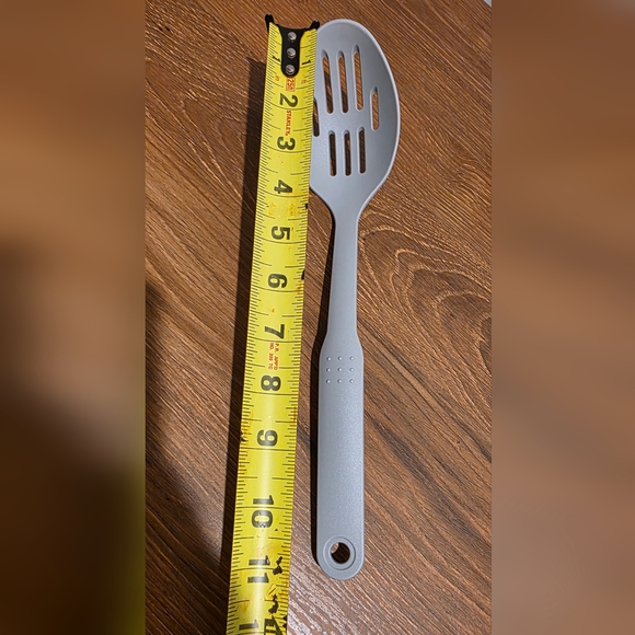 Stylish Gray Cooking Utensil Set - Picture 5 of 5